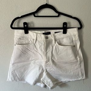 Banana Republic, high rise 3” shorts in white
